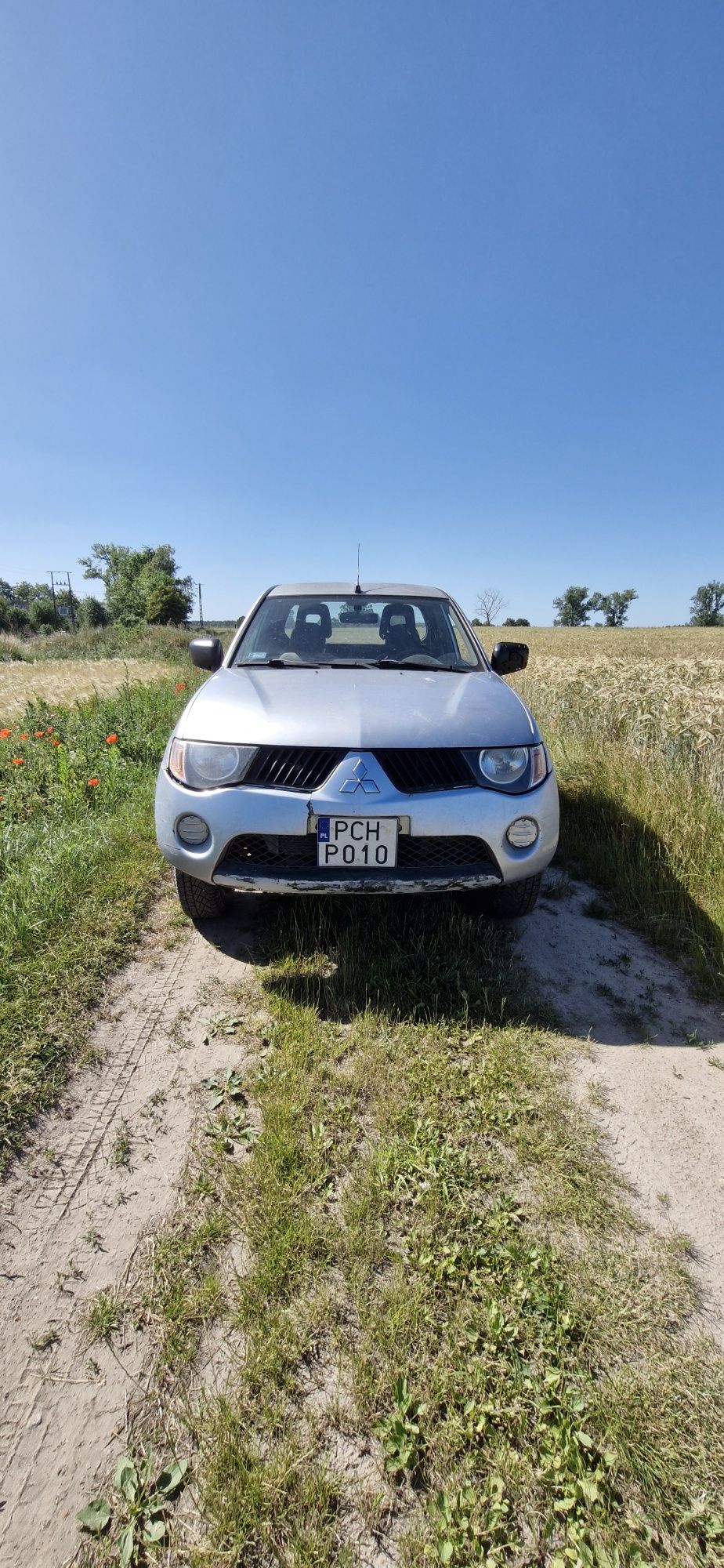 Mitsubishi L200 2.5 TD długa paka