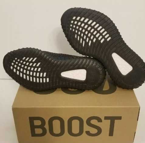"Trampki" adidas Yeezy Boost 350 V2 Static Black_R.44