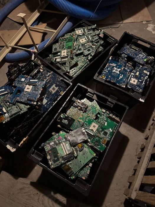 Płyty laptopowe 75 zł kg