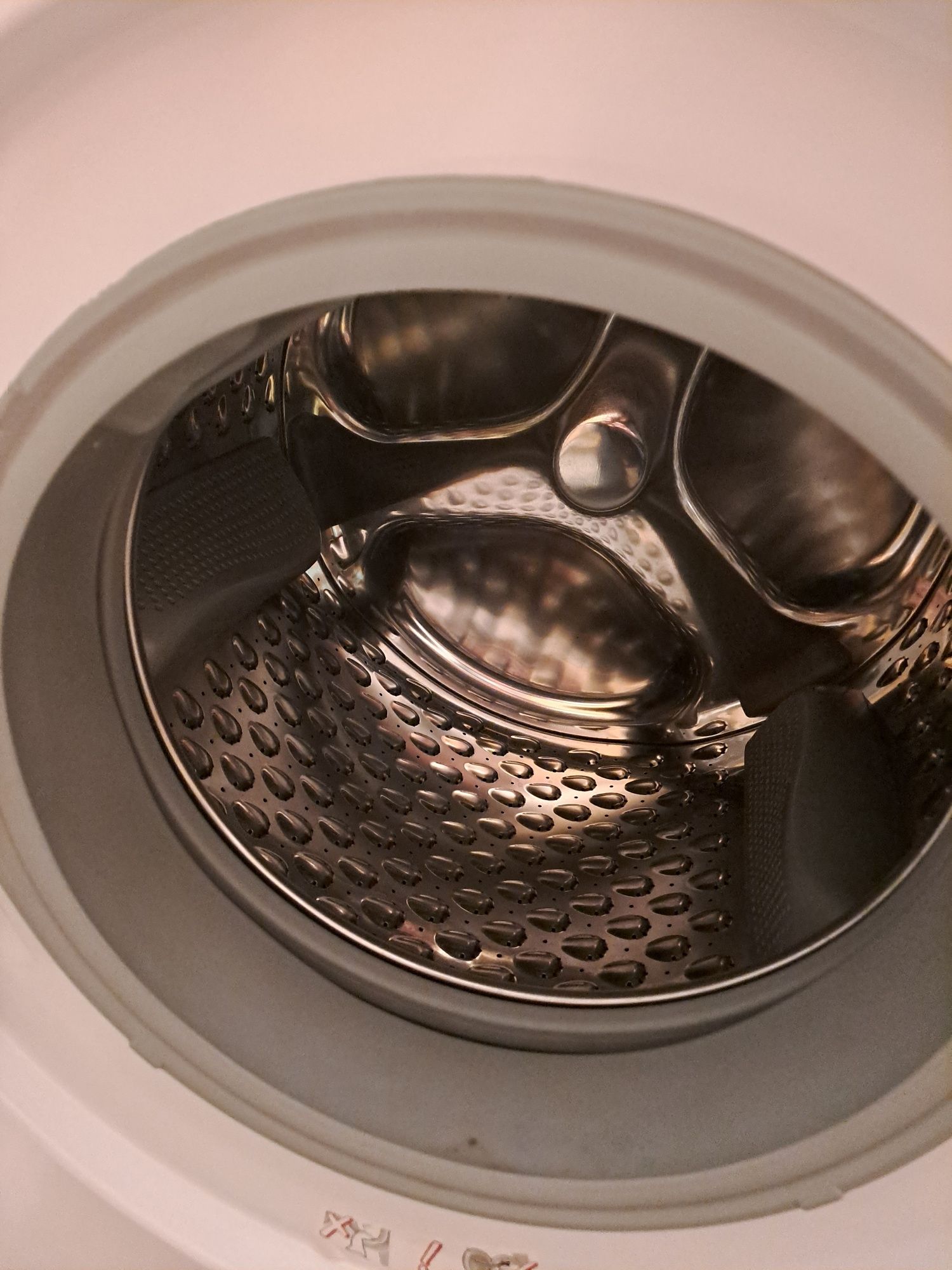 Mozliwa dostawa. Sprzedam pralkę Bosch Logixx8 SuperEfficient.