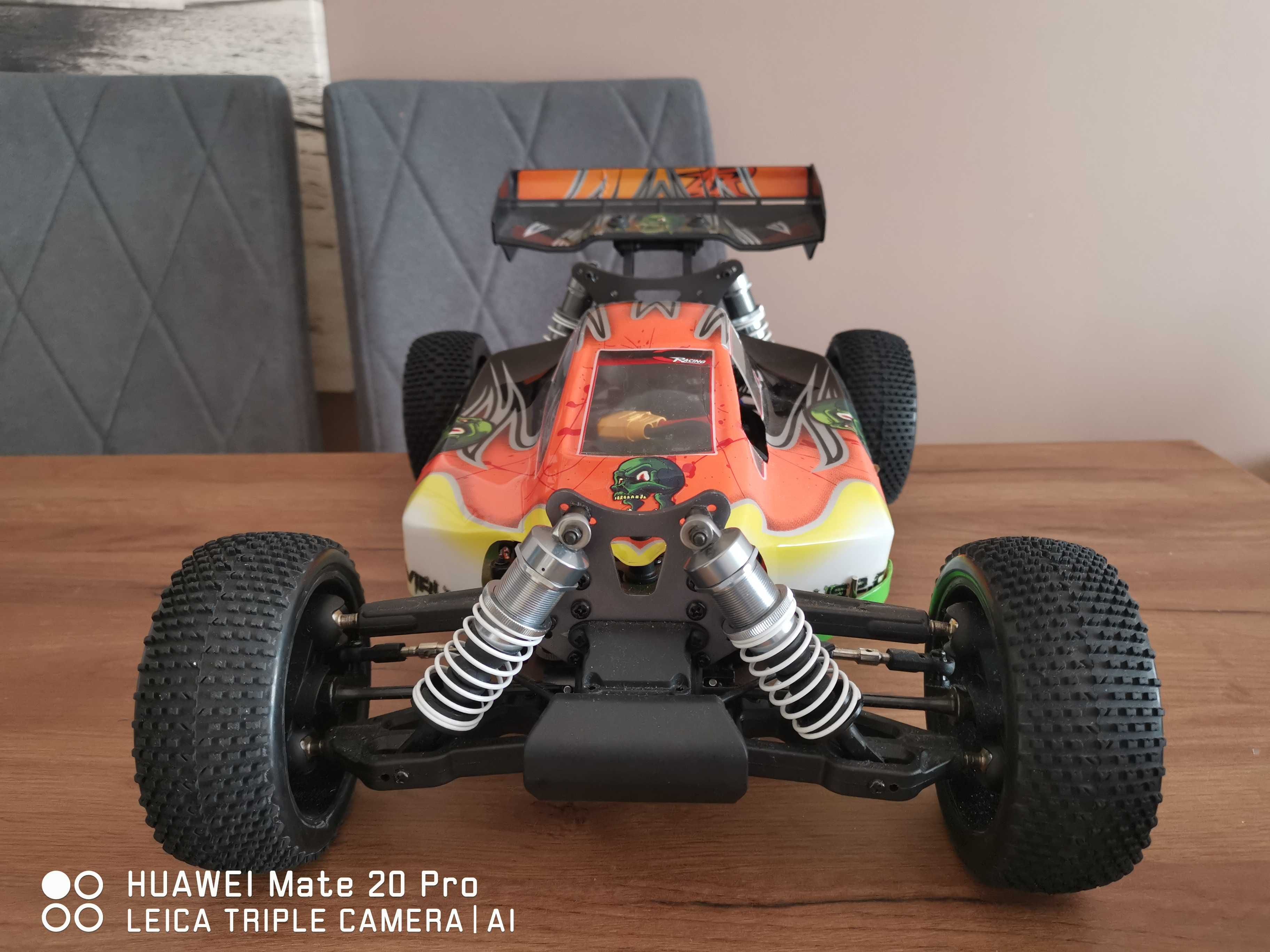Virus 2.0 buggy 4x4 1/8  Model RC Ansmann Racing bruschless 1800w 6s