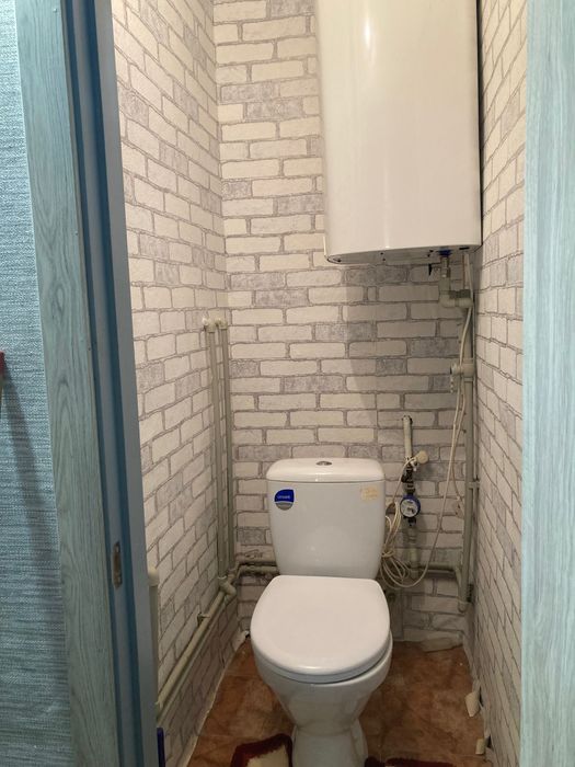 Квартира 4-кімнатна на болгарах