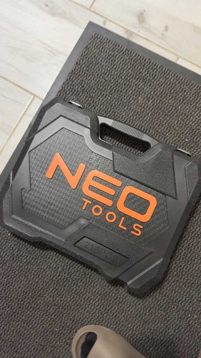 NEO Zestaw Kluczy Nasadowych 216el. 1/2" 1/4" 3/8"-Klucze Nasadowe CrV
