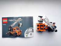 Zestaw LEGO 42088 Technic - Ciężarówka z wysięgnikiem. Kompletny