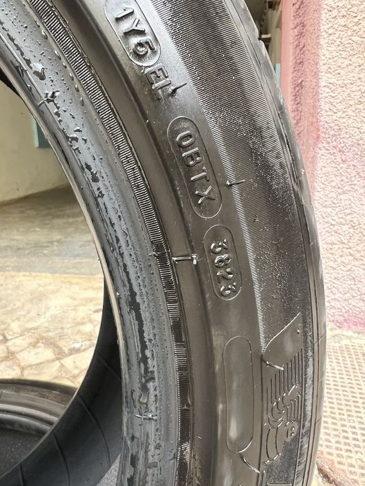 Pneus Michelin 235/45/18 98V