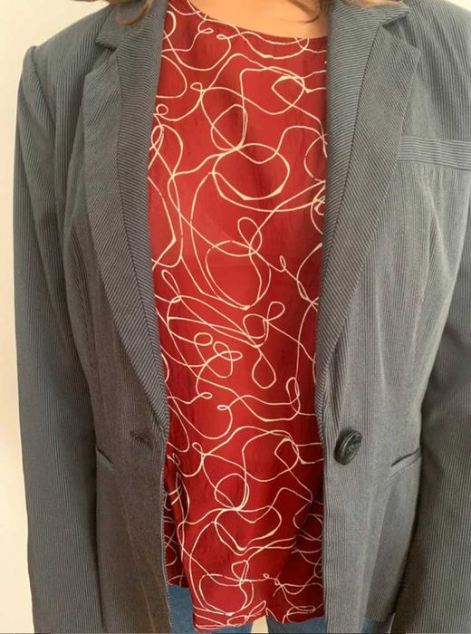 Blazer Mango Suit preto riscas finíssimas brancas cintado T42