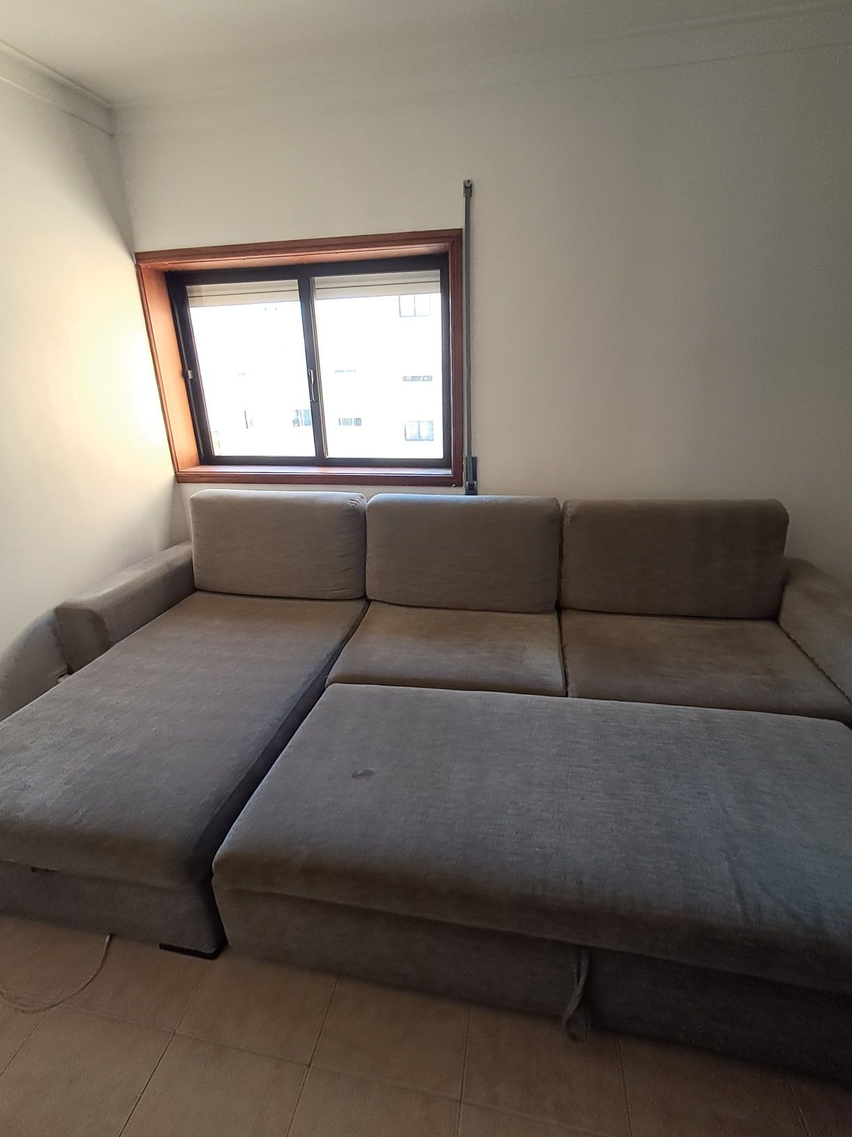 Sofa grande e espaçoso