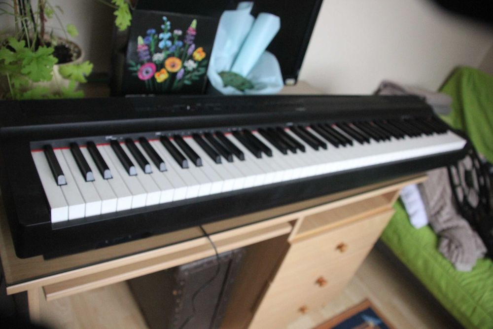 pianino cyfrowe YAMAHA P-125B