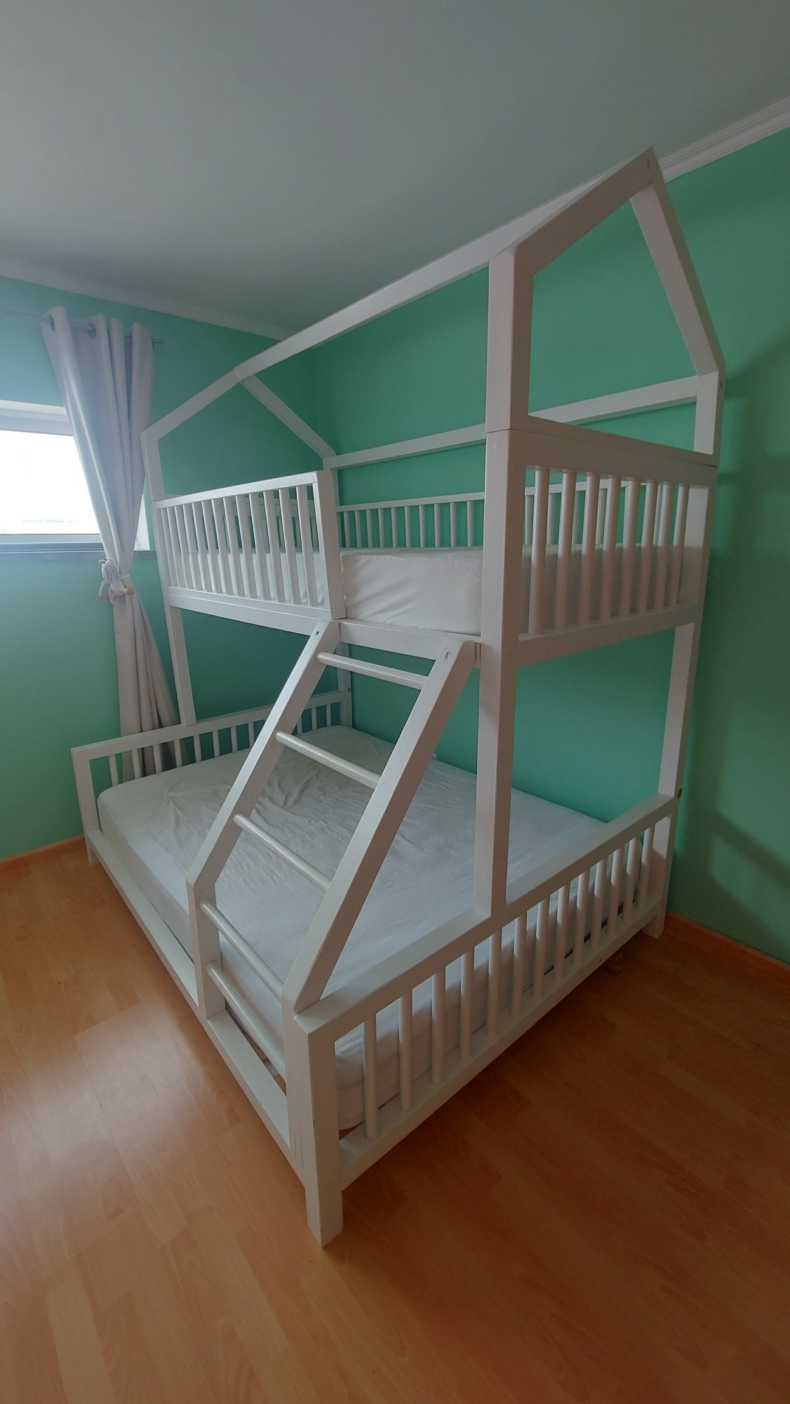 Beliche ou camas montessori