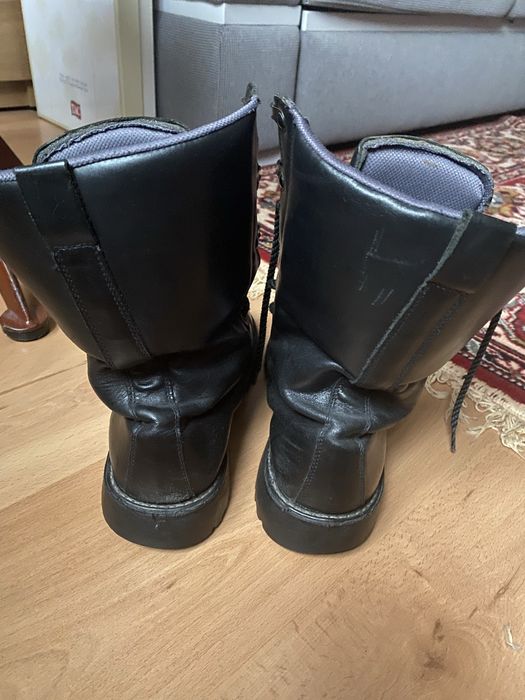 Продам кожанные ботинки