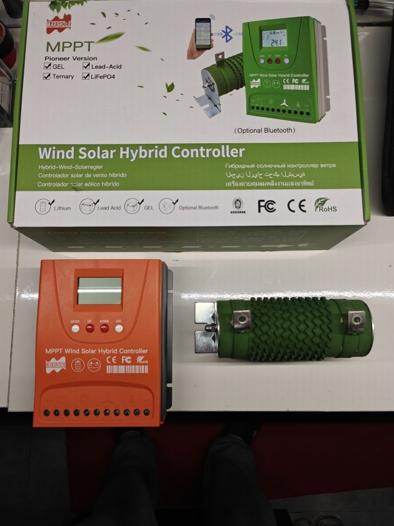 Kontroler MPPT hybrydowy (turbina i panele)