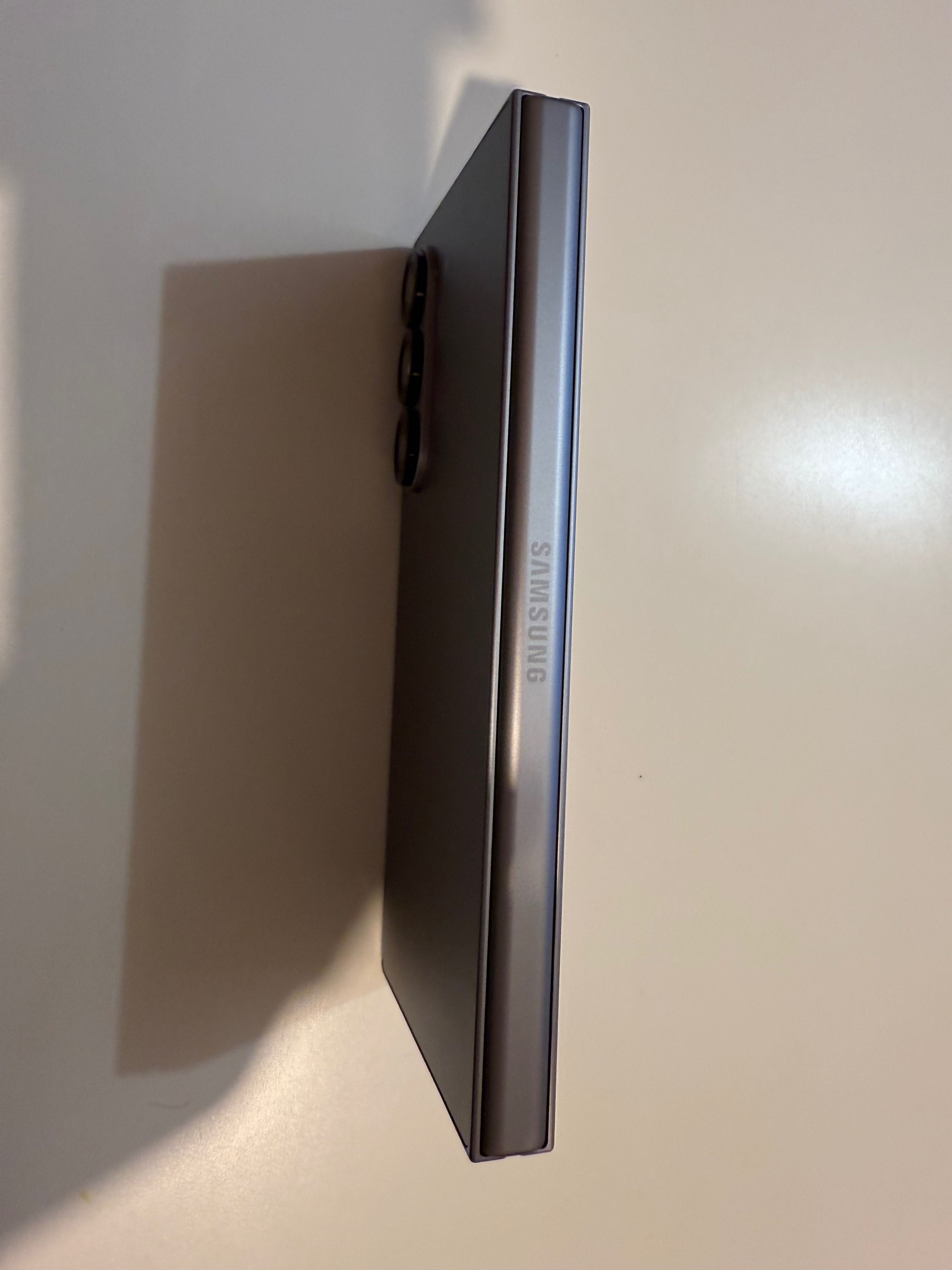 Samsung Galaxy Z Fold6 SM-F956B/DS  12/256GB silver shadow