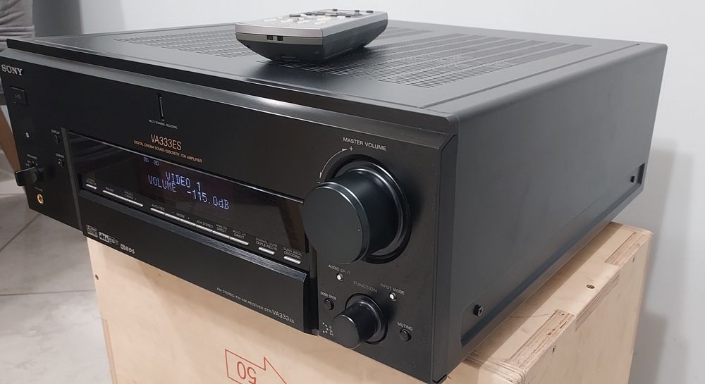 Amplituner Sony VA 333 ES z pilotem