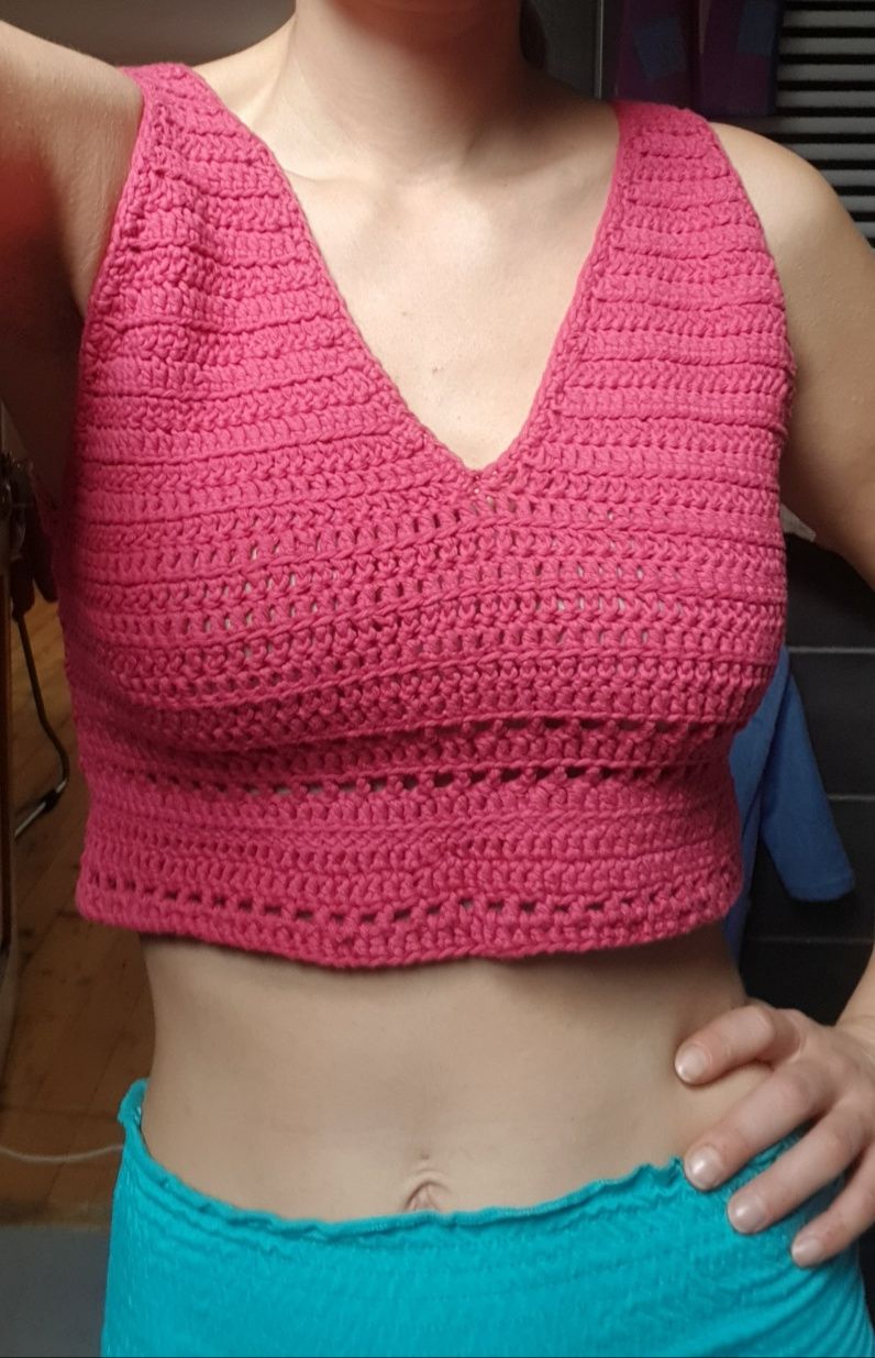 Bawełniany top crop top ręcznie robiony