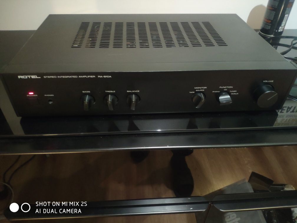 Zestaw stereo Rotel RA-810A Kolumny monitory  Rotel