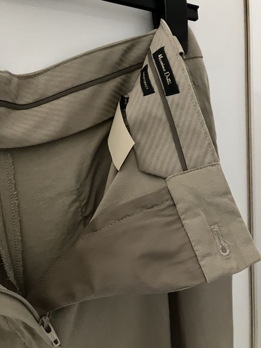 Spodnie marki Massimo Dutti
