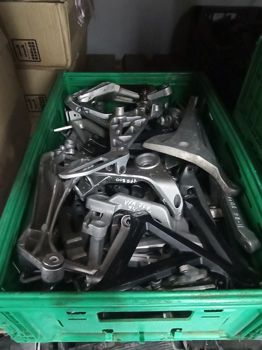 Suporte é pisa pés Honda