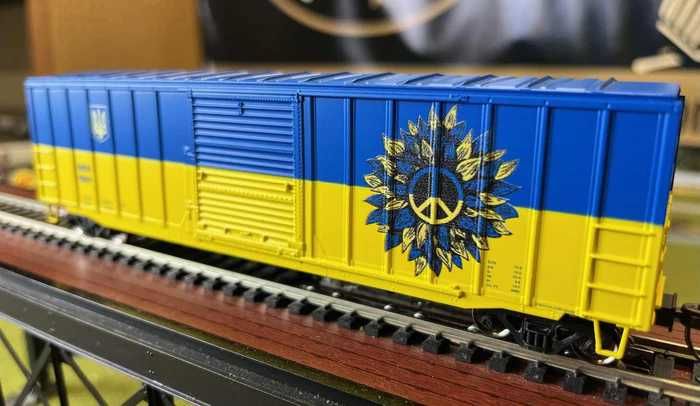 Железная дорога, Продам Atlas  , HO Scale 50ft  ,Ukraine Peace Edition