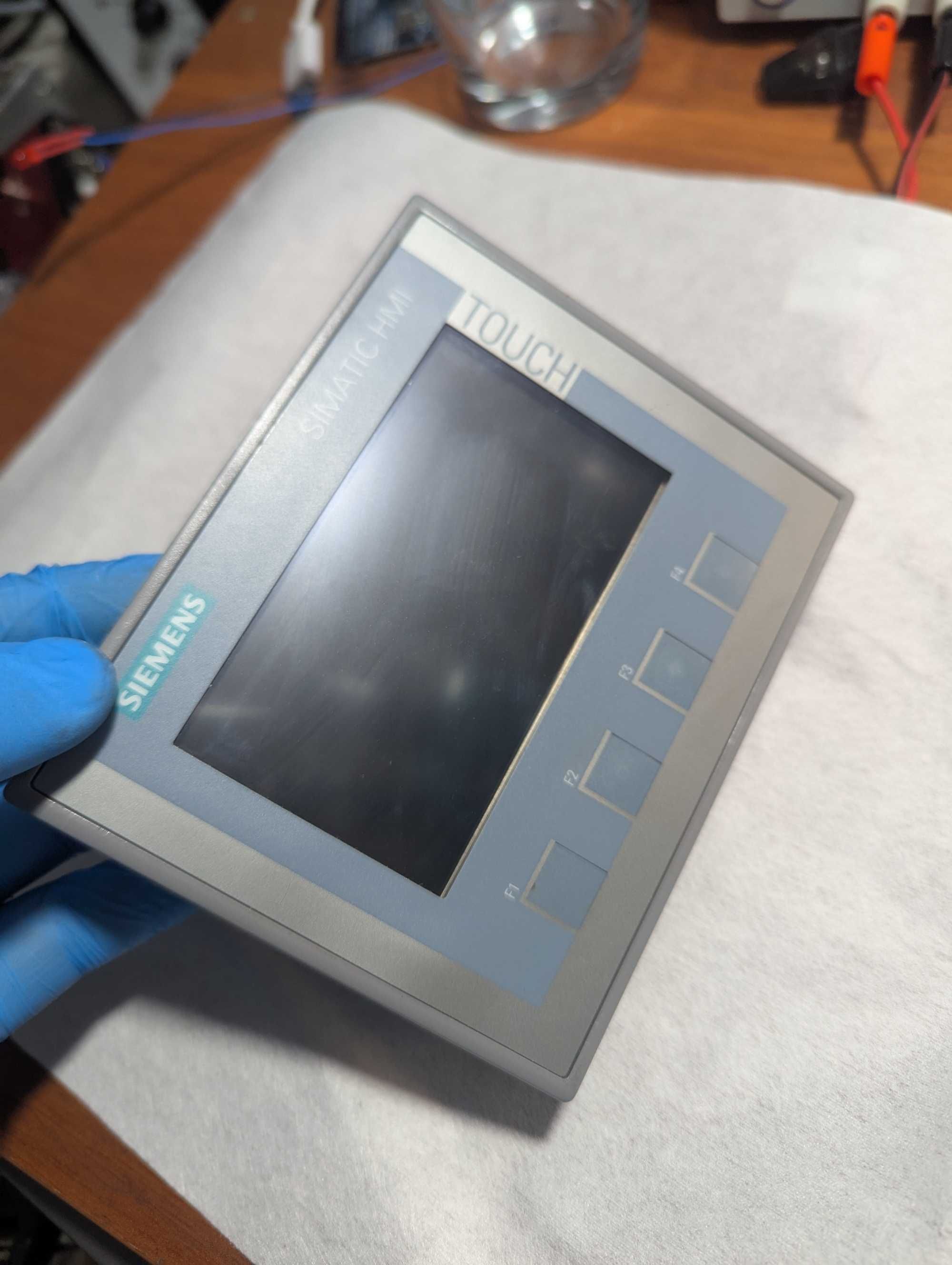 Panel operatorski HMI Siemens KTP400 Basic Color
