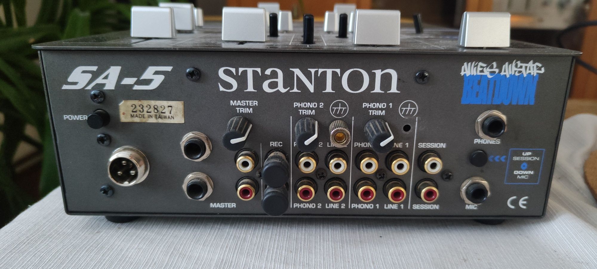 Mikser Stanton sa-5  Do Scratch'u