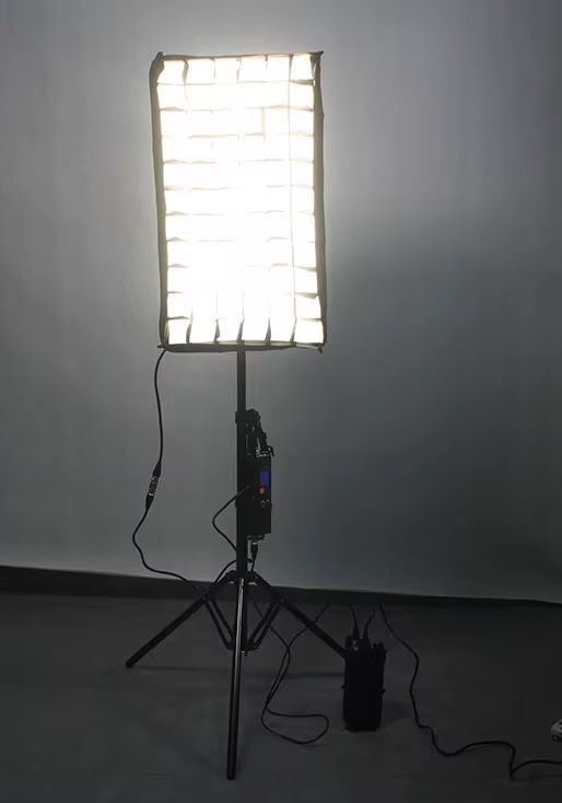 Софтбокс з сотами 50х70 см з патроном Е27 R-box + штатив2 м