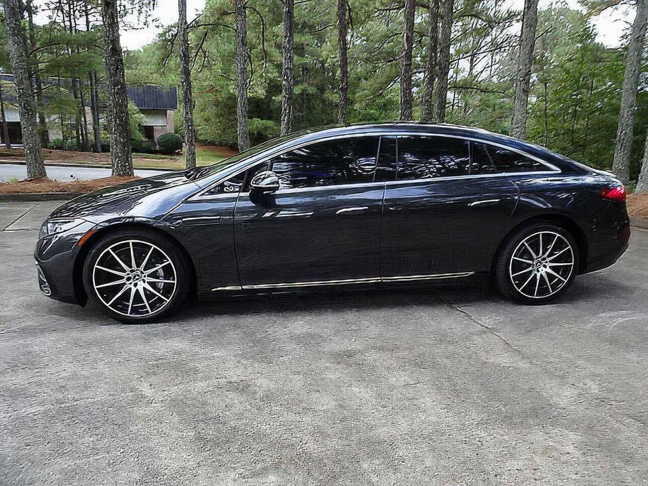 Mercedes-Benz EQS 580 4MATIC      2023