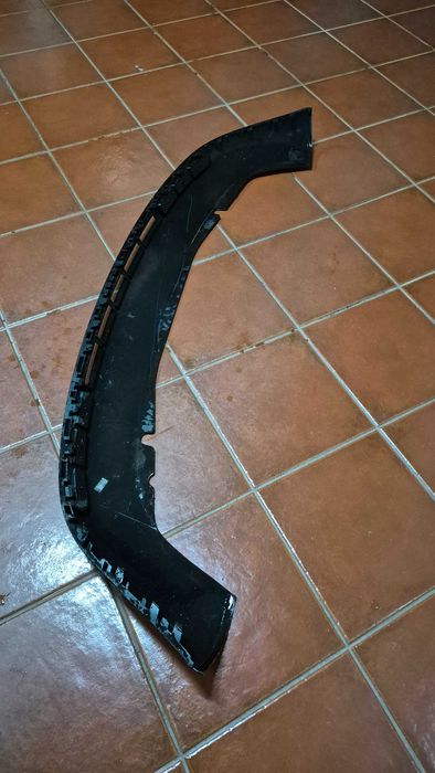 Lip/Avental Para-choques Frente Pré-Facelift (95 até 98) - AUDI A4 B5