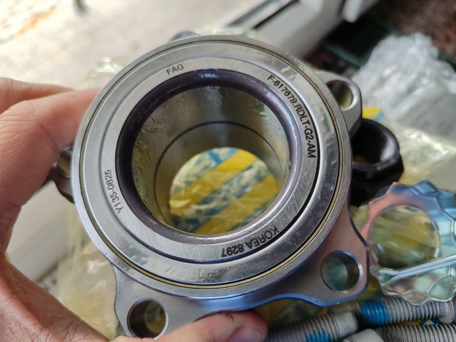 Підшипник колеса передній SNR R141.09 — FORD TRANSIT / TRANSIT TOURNEO