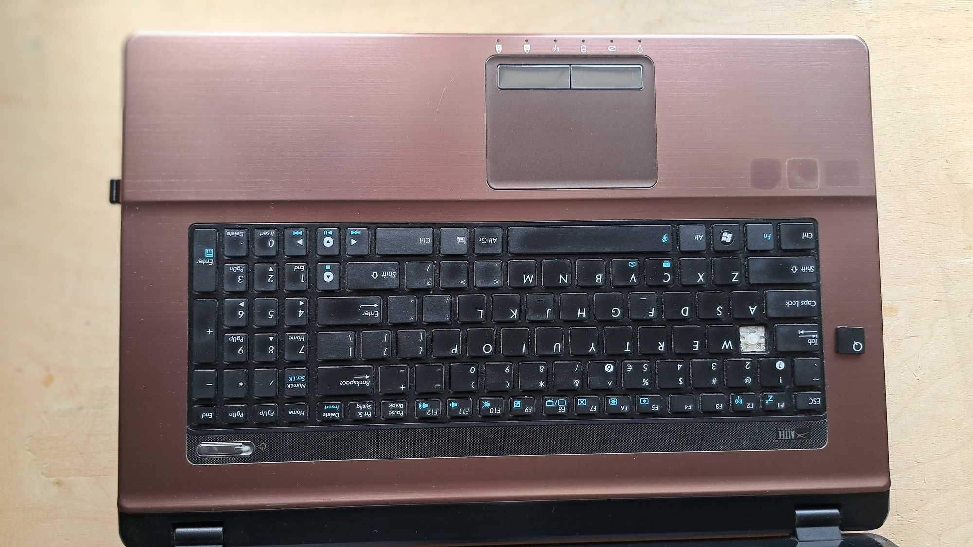 Laptop Asus K73SV 17,3 cala