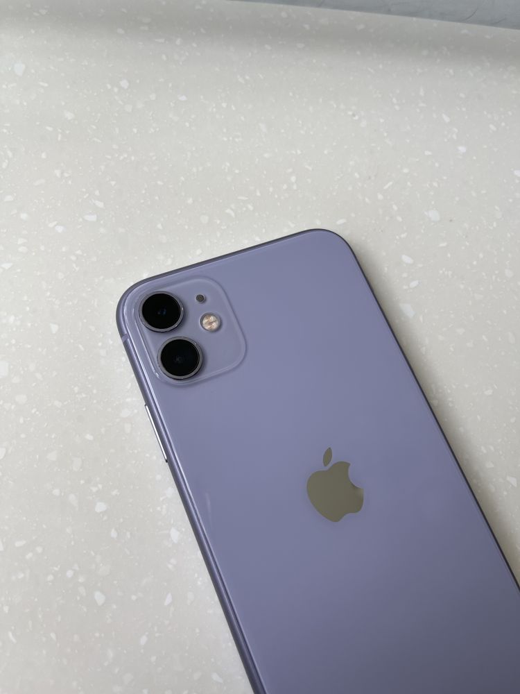 Apple Iphone 11 256GB Purple відмінний стан