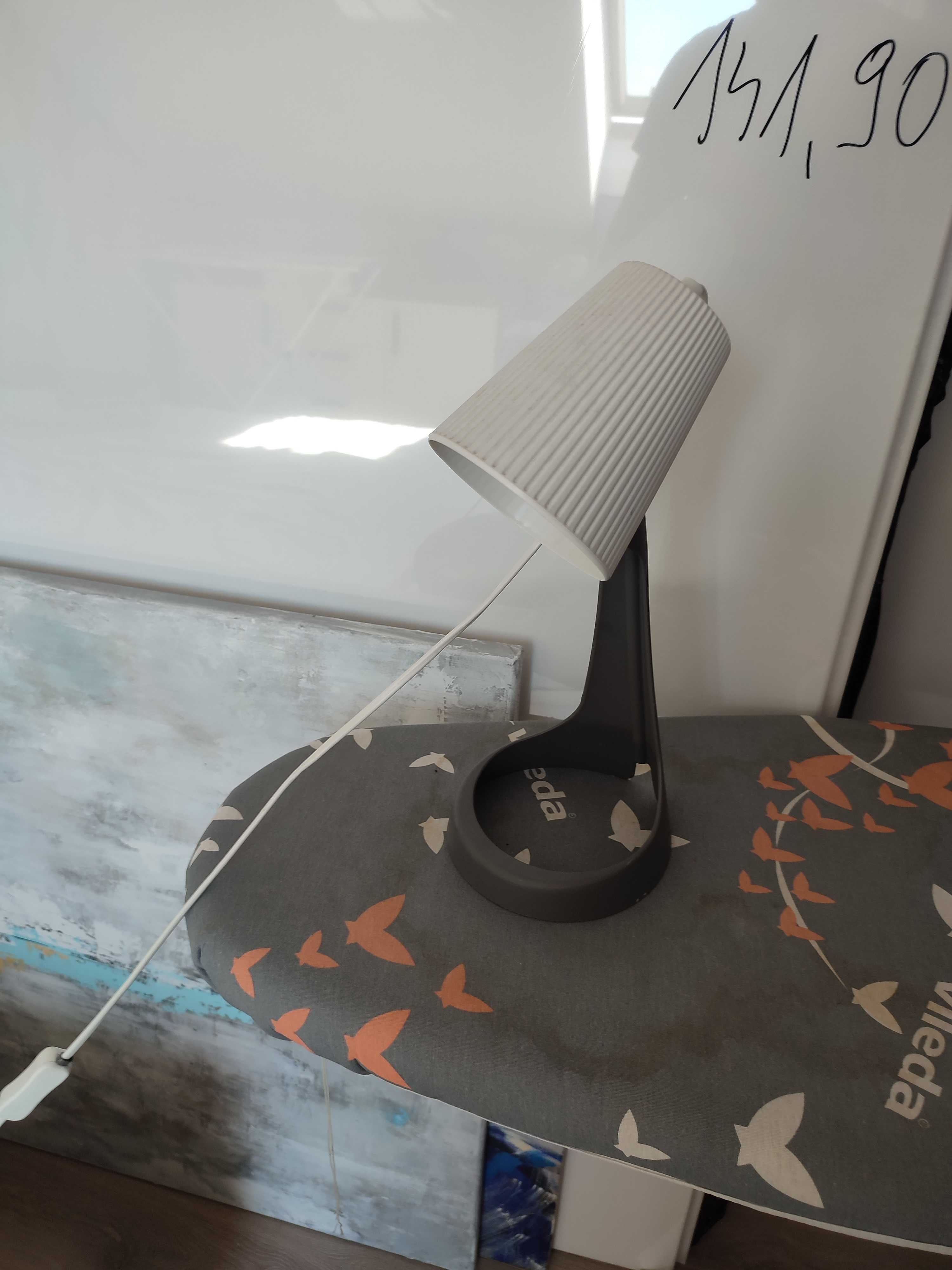 Lampka stołowa Ikea Svallet