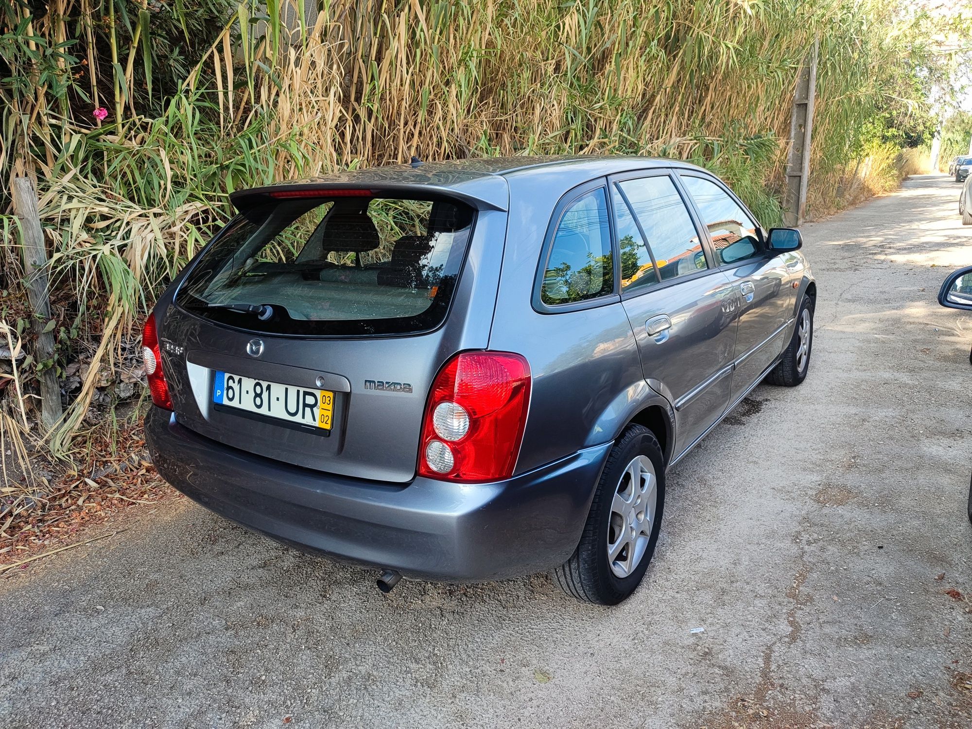 Mazda 323 1.4 F Evision