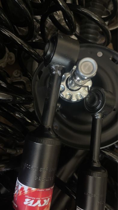 Амортизатор Пружины Toyota Land Cruiser  100,200, Prado 120,150,200