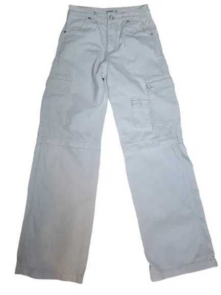 Białe bojówki z odpinanymi nogawkami (103)