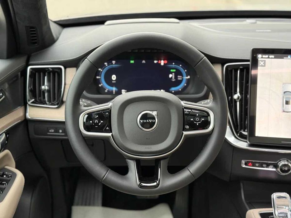 2024 Volvo XC90 Т8 II