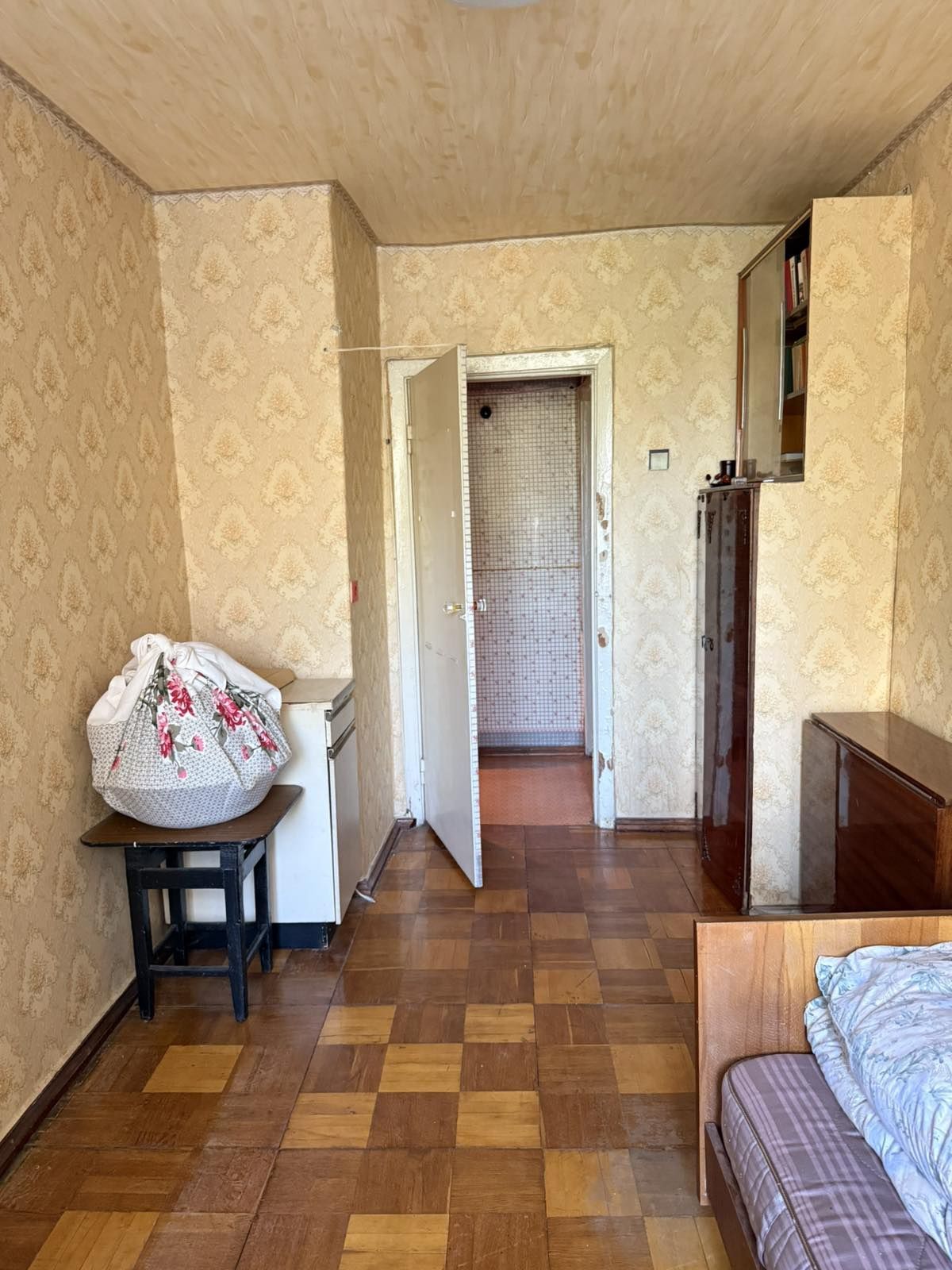Продаж 3-х кімнатна по вулиці Б.Хмельницького