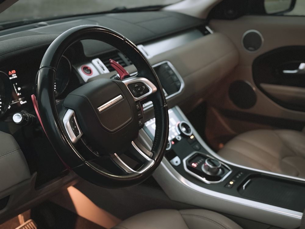 Range Rover Evoque 2.2 (automático)