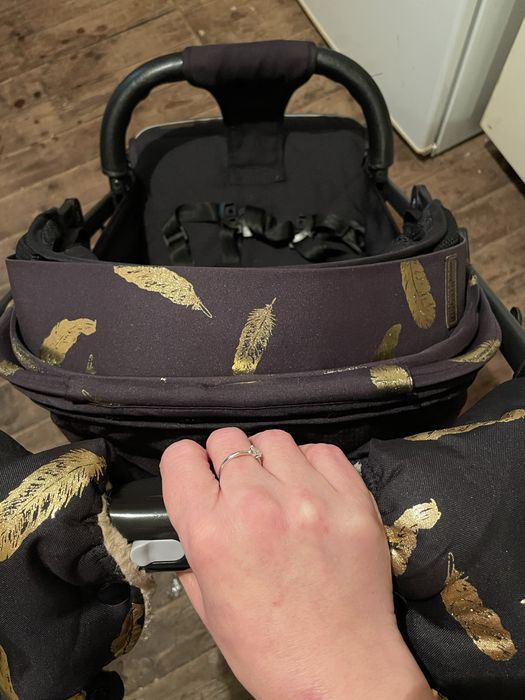 Візочок прогулянковий babalo future gold