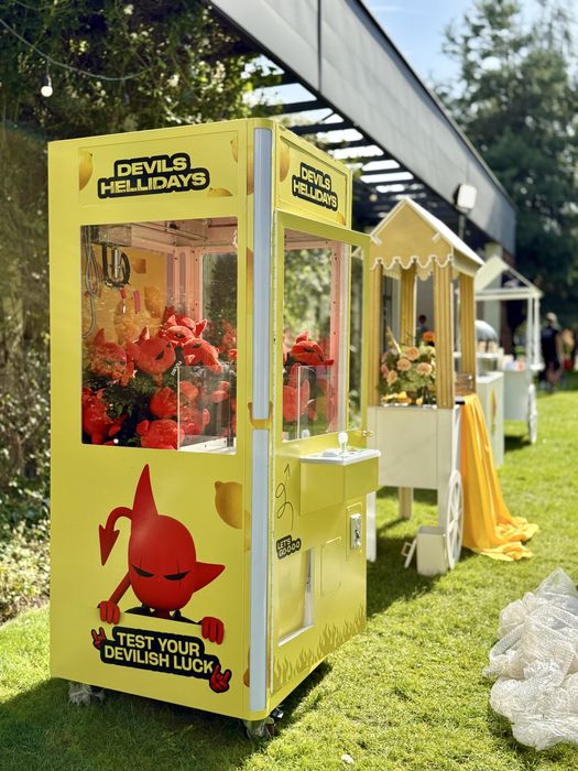 Łapa szczęścia automat maszyna z nagrodami losująca na imprezę event