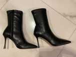Botki, szpilki, half moon boots, kozaczki, czarne na szpilce
