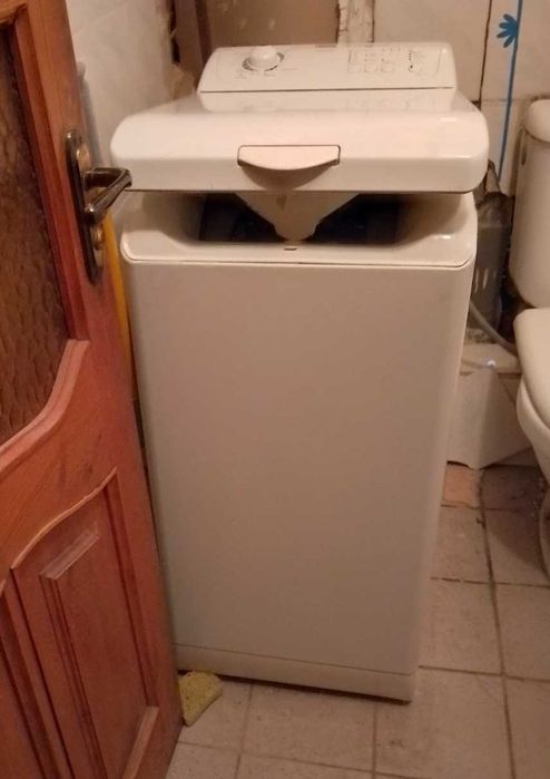 Пральна машина  ZANUSSI з вертикальною загрузкою