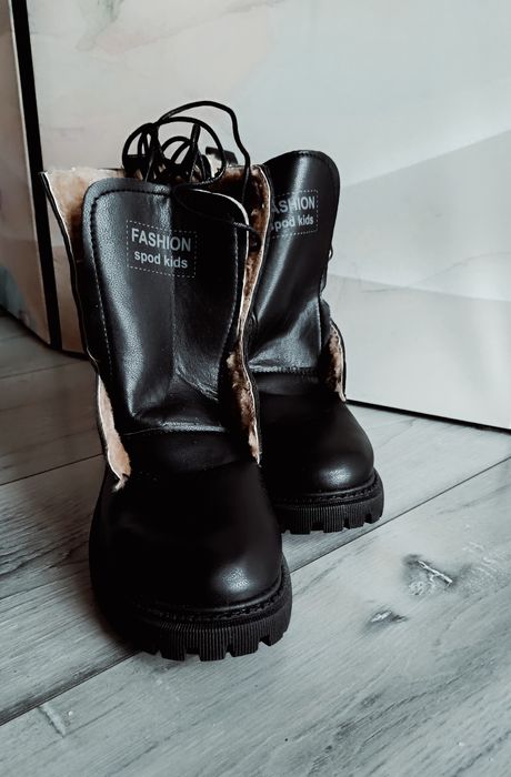 Buty zimowe botki ciepłe 38/39 - 25 cm choć metka 40 futerko jak nowe