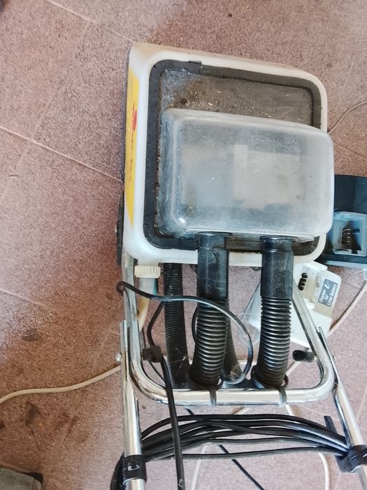 Urzadzenie czyszczace podlogi wirth jet