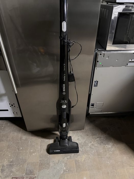 Акумуляторний пилосос Bosch 2в1