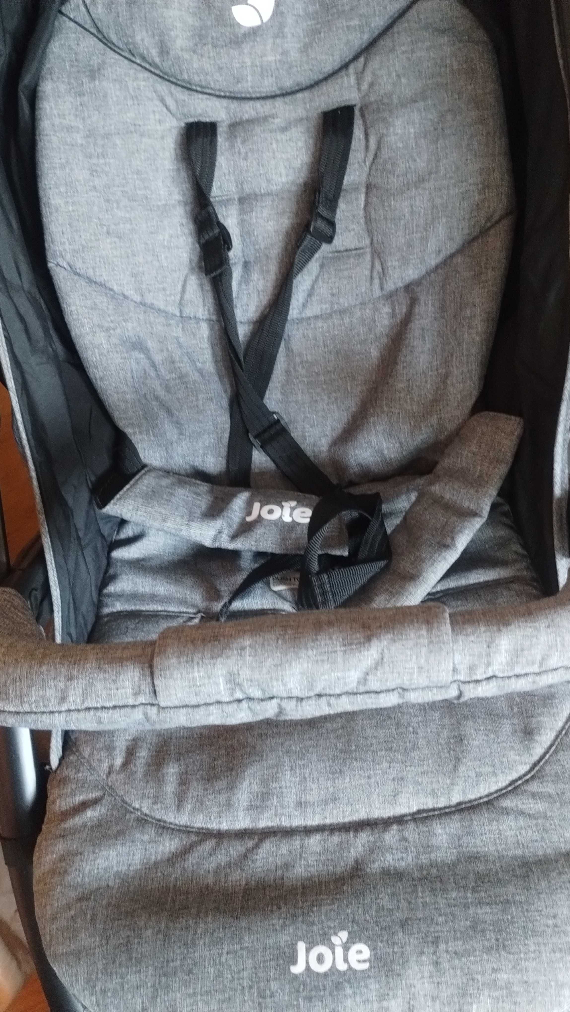 Wózek spacerowy Joie