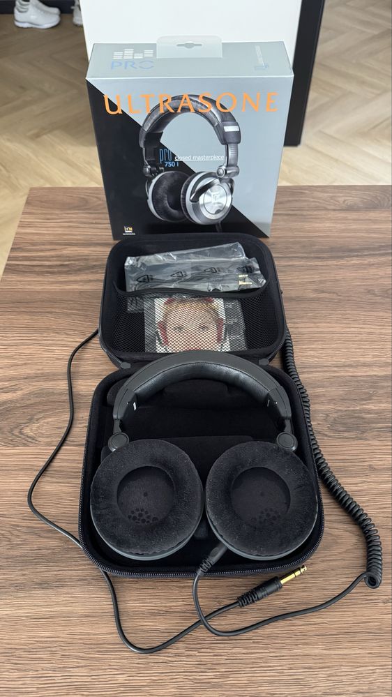 Ultrasone PRO 750i - słuchawki nauszne