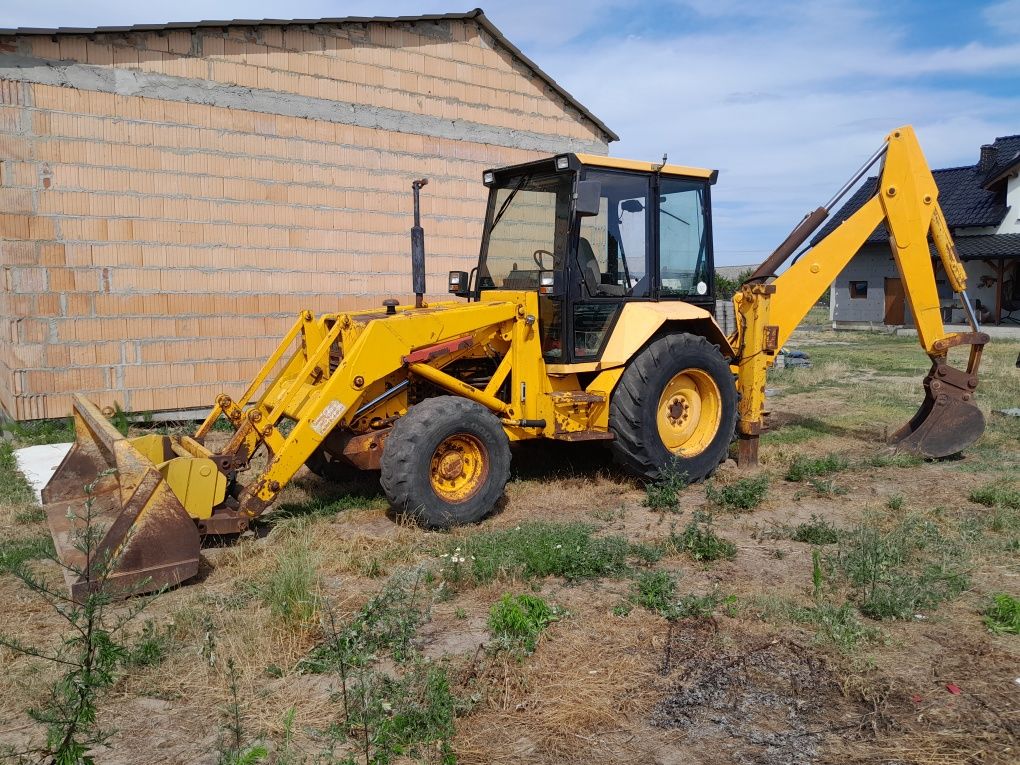Koparko ładowarka MF 50hx 4x4