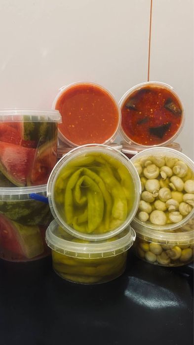 Огірок бочковий ,Капуста квашена, угорка, морква по-корейськи