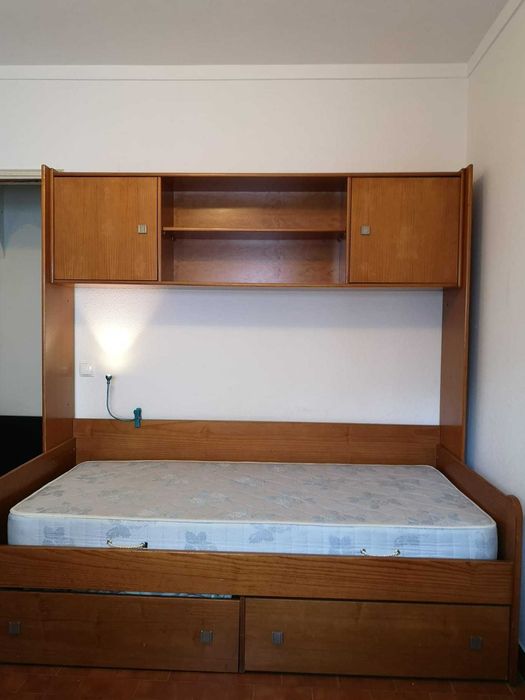 móvel com cama de solteiro