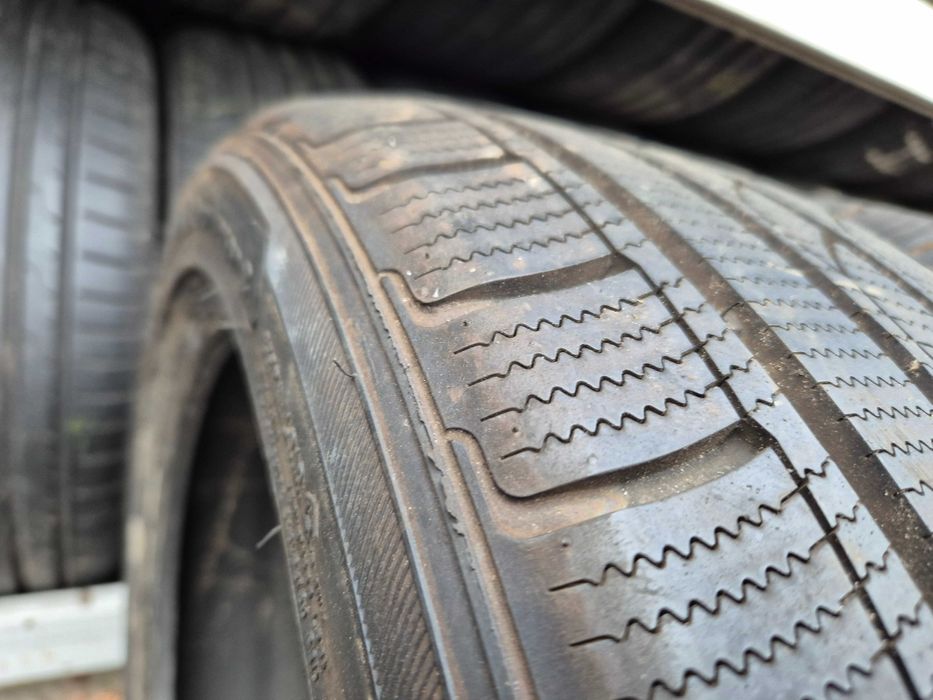 Imperial Snowdragon 2 245/40r19 98V 2023r 7,8mm XL Rant N3628